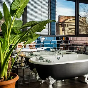 Communal Sololaki 4* Tbilisi